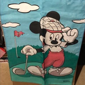 Festive Seasonal Flag.  28x40 Mickey plays golf